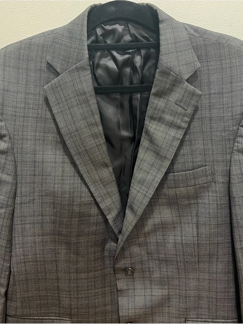Hart Schaffner Marx Charcoal Glen Plaid Two-Button Suit Jacket